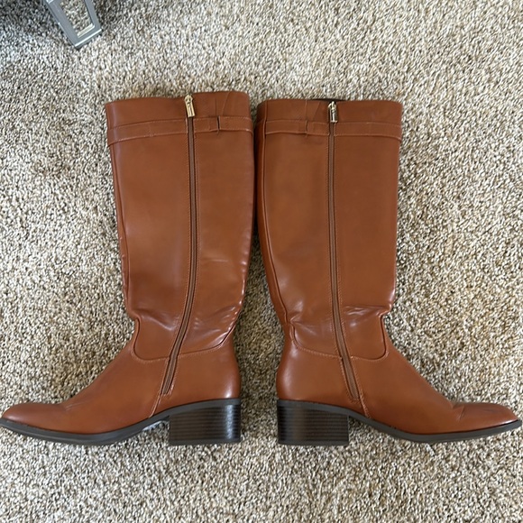 Tommy Hilfiger 9.5M Brown Cognac Tall Autumn Boots - Picture 2 of 15